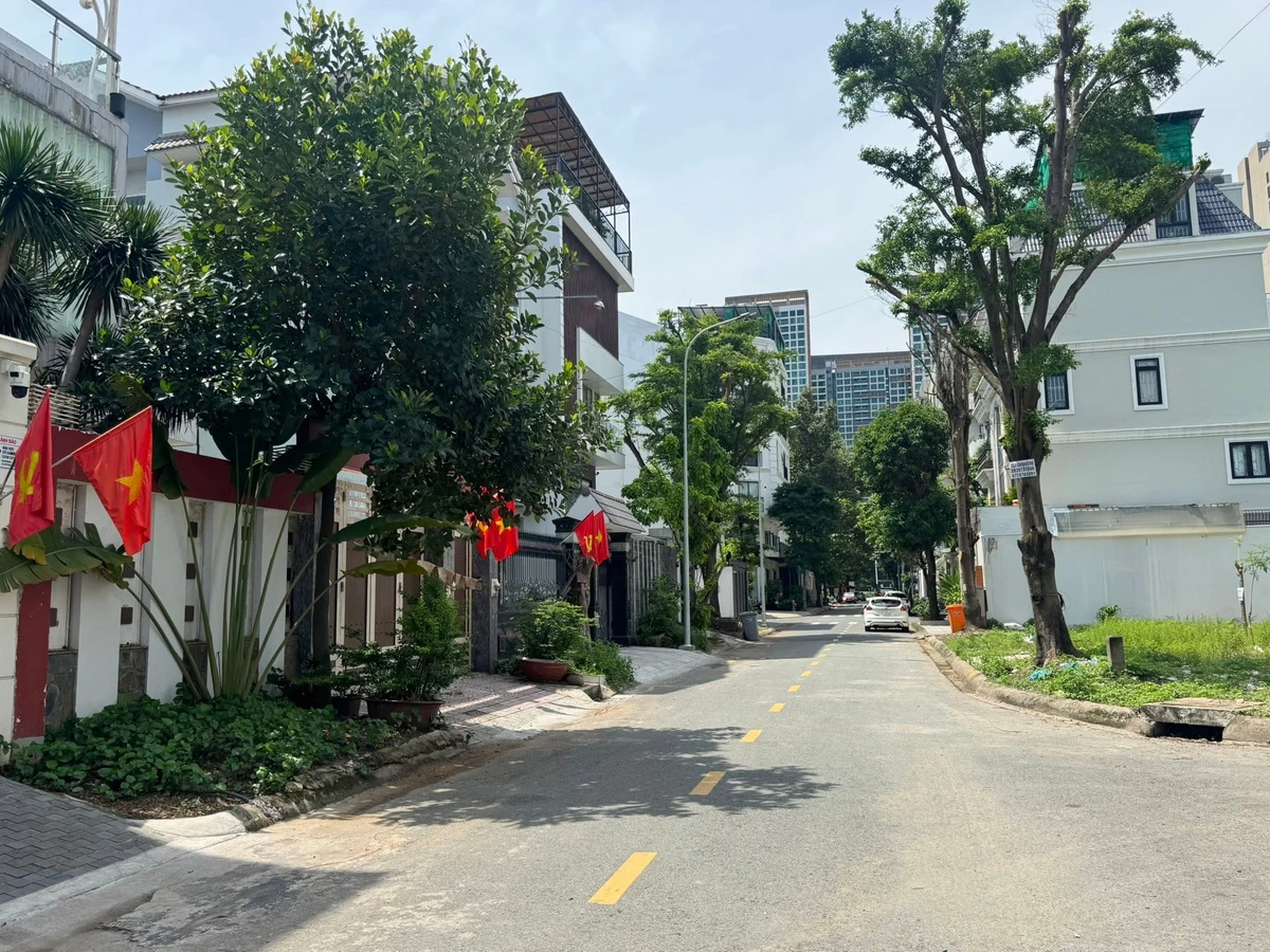 Bán mặt tiền 270m2 Bát Nàn Đảo Kim Cương Q2 - Ảnh thu nhỏ 2