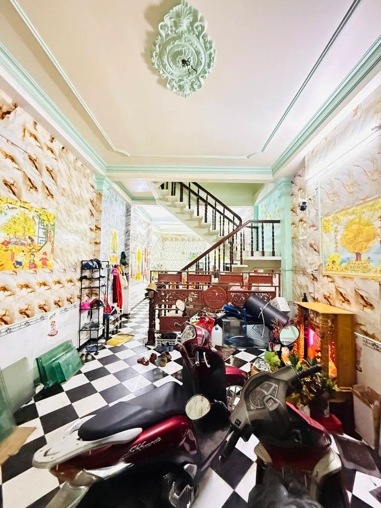 Bán nhà 3 tầng 75m2 Điện Biên Phủ, Bình Thạnh, 8.5 tỷ - Ảnh thu nhỏ 2