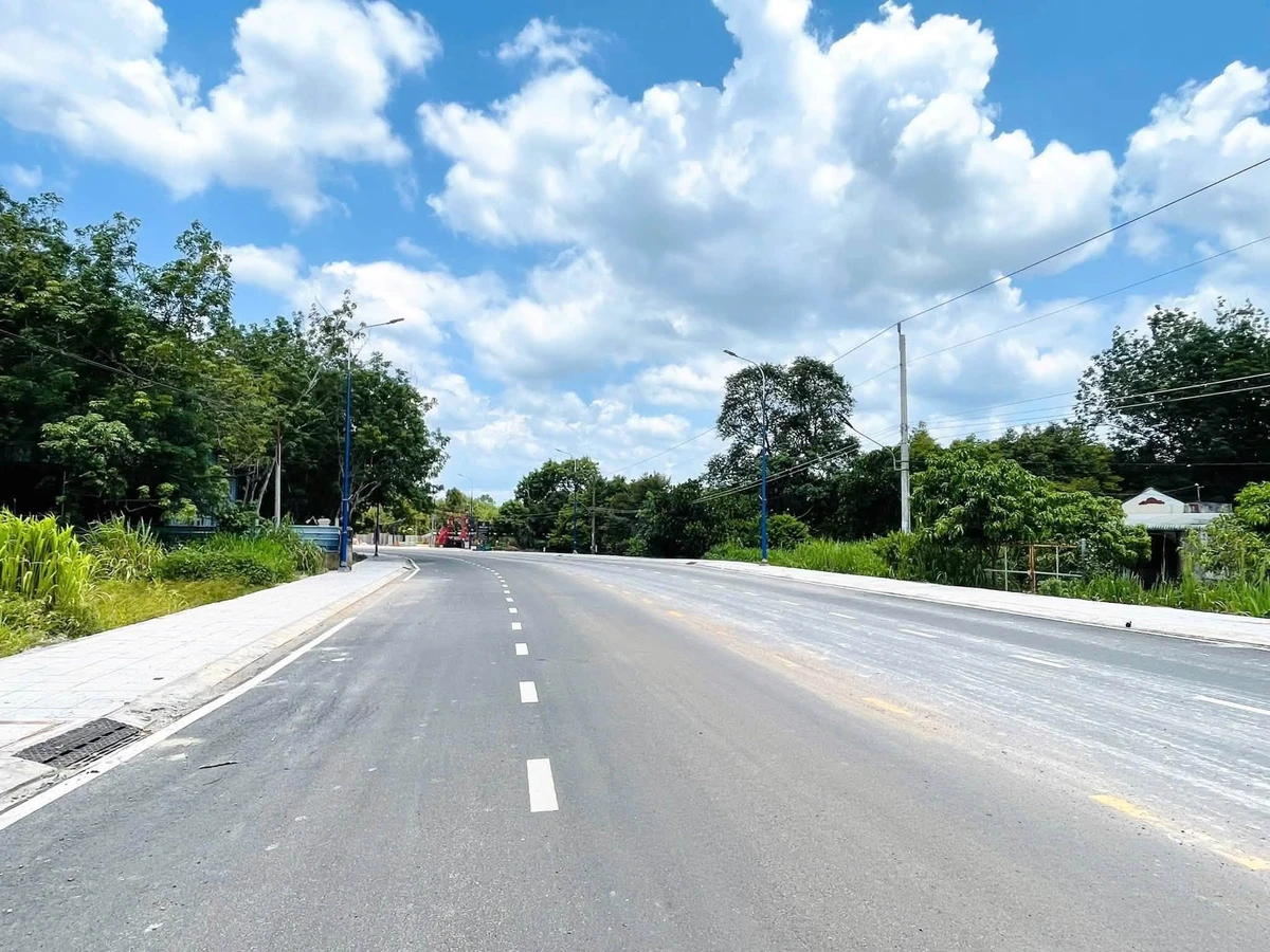 Bán đất 4000m2 mặt tiền Lê Duẩn, Chơn Thành 6.6 tỷ - Ảnh thu nhỏ 3