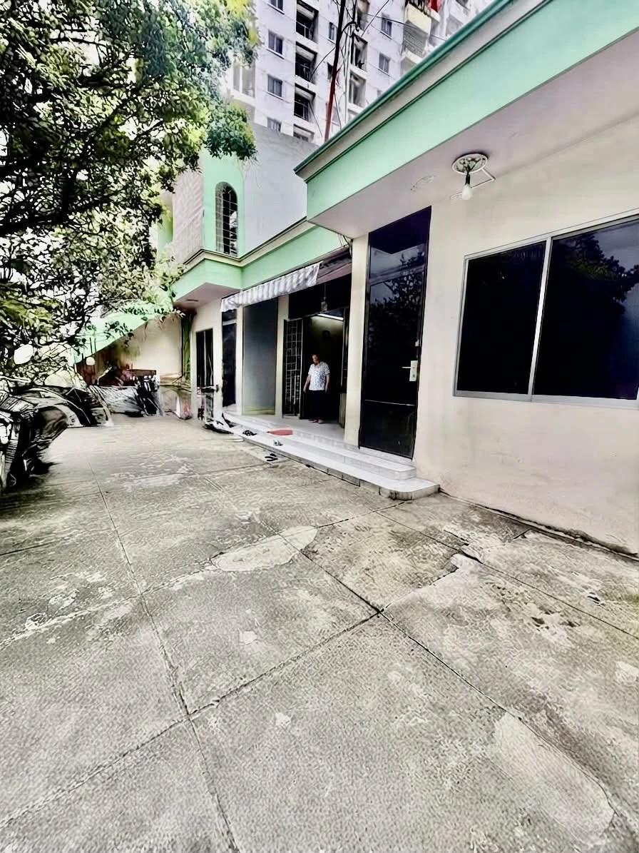 Bán nhà 2 tầng 5 phòng ngủ 170m2 hẻm Nguyễn Văn Đậu, Bình Thạnh giá 17 tỷ - Ảnh 1