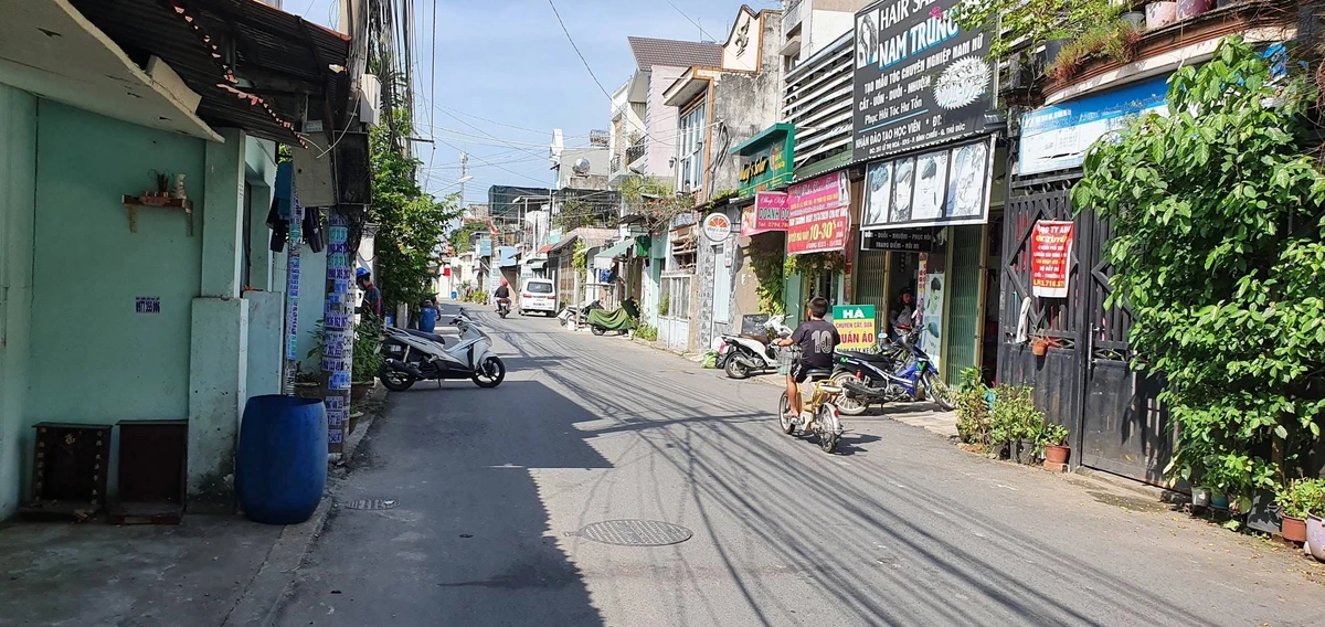Bán 2 lô đất liền kề mặt tiền Dĩ An, 600m2, 22 tỷ - Ảnh thu nhỏ 2