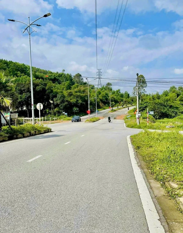 Bán đất mặt tiền đường Phùng Lưu, Thuỷ Dương, Huế 100m², giá 2,3 tỷ