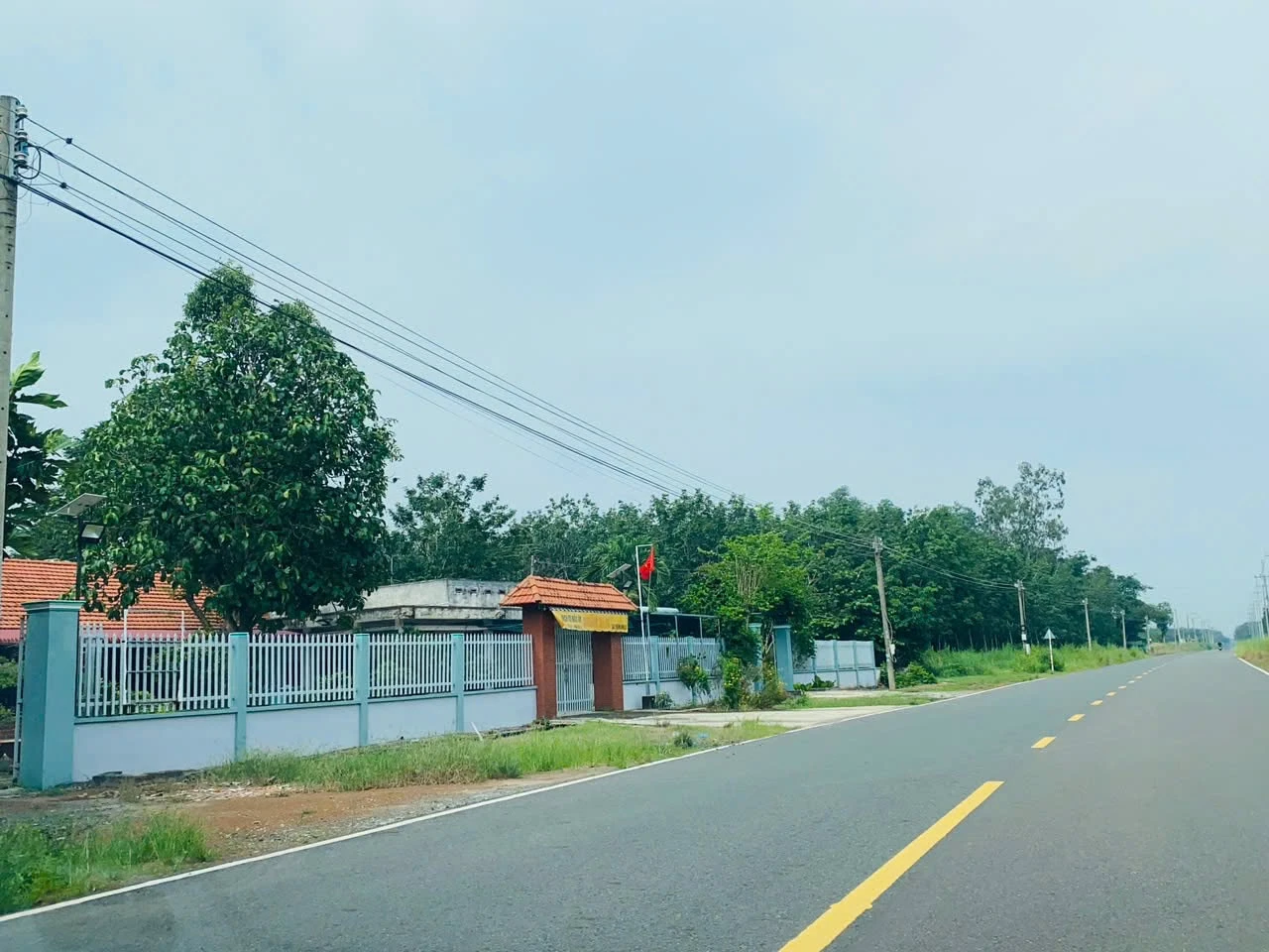 Bán đất Chơn Thành 200m² mặt tiền đường nhựa 680 triệu - Ảnh 1