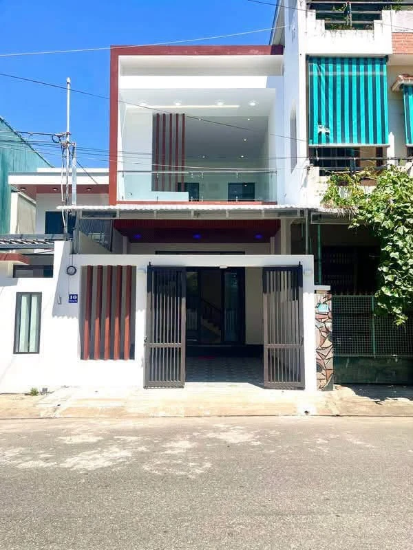 Bán nhà mặt tiền Trần Thái Tông 100m² 3 tầng 3.9 tỷ