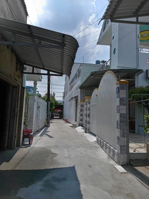 Cho thuê nhà nguyên căn full nội thất 2PN 90m2, 4 triệu/tháng