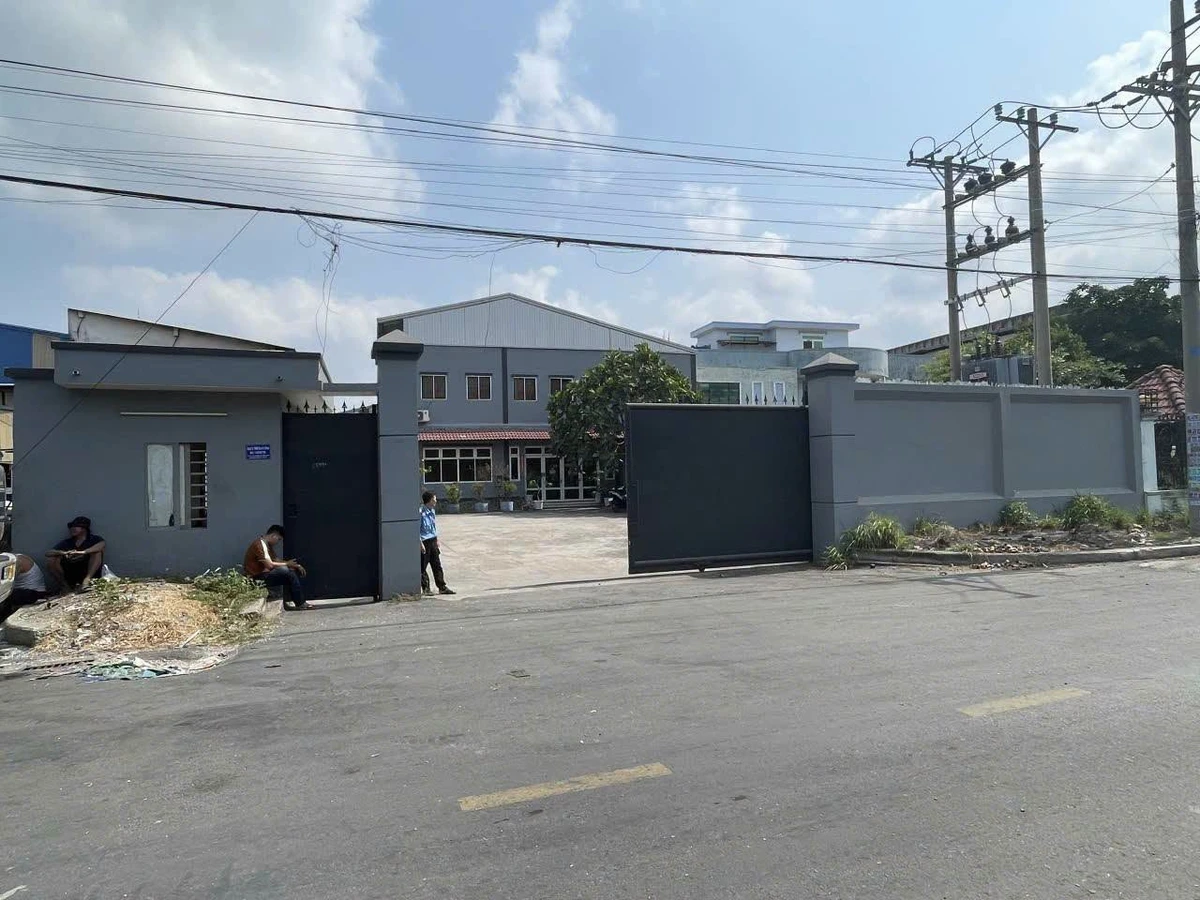 Bán nhà xưởng 2760m2 gần KCN Tân Đức, Đức Hòa Đông, Đức Hòa - Ảnh 1