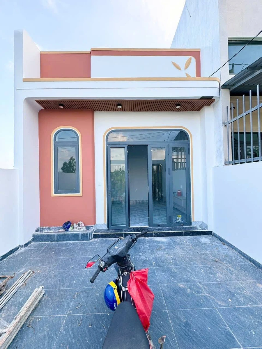 Bán nhà phố 2 phòng ngủ 100m² Bình Thuận Lâm Đồng 1.29 tỷ - Ảnh 1