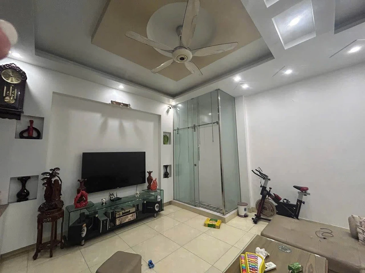 Bán nhà 4 tầng mặt tiền 5m, 65m², 3PN 3WC Nam Ngạn Q12 - Ảnh thu nhỏ 3
