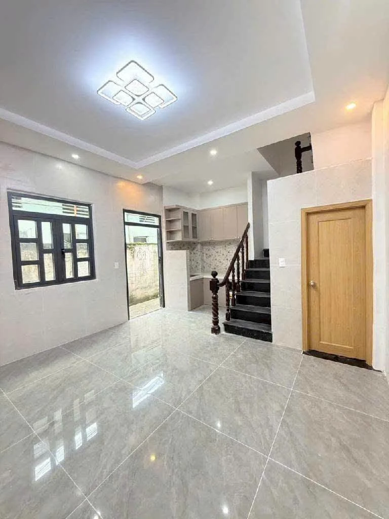 Bán nhà 3 tầng căn góc 25m2, 3PN, sổ hồng riêng, Hiệp Thành 06, Quận 12 - Ảnh 1