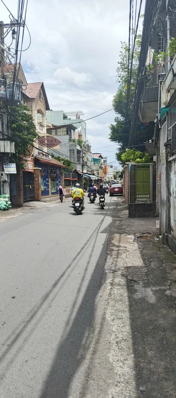 Bán nhà 85m2, 3 tầng gần Công viên Lê Thị Riêng Tân Bình