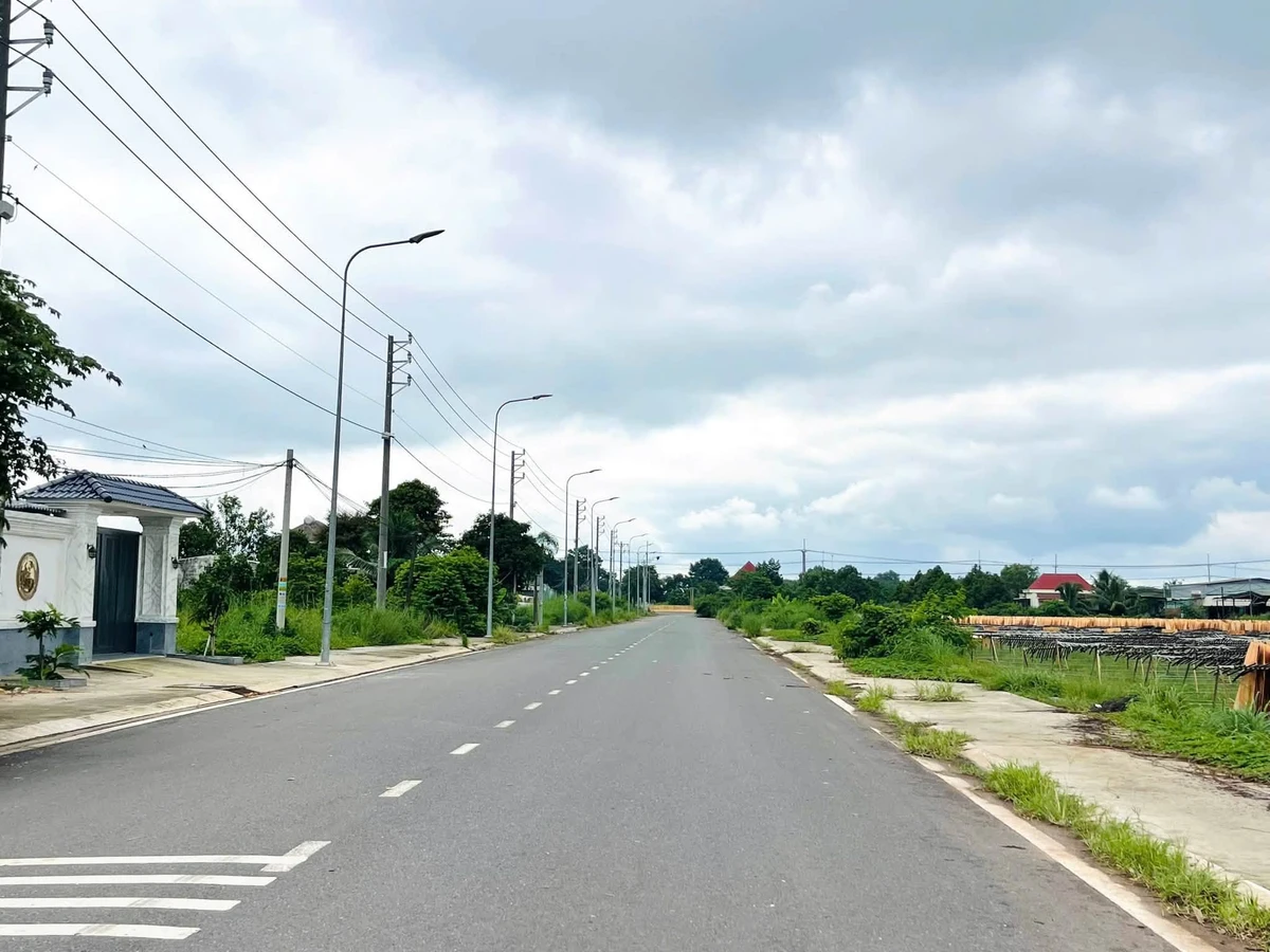 Bán đất Phường Hưng Long 5m x 38m giá 650 triệu - Ảnh thu nhỏ 4