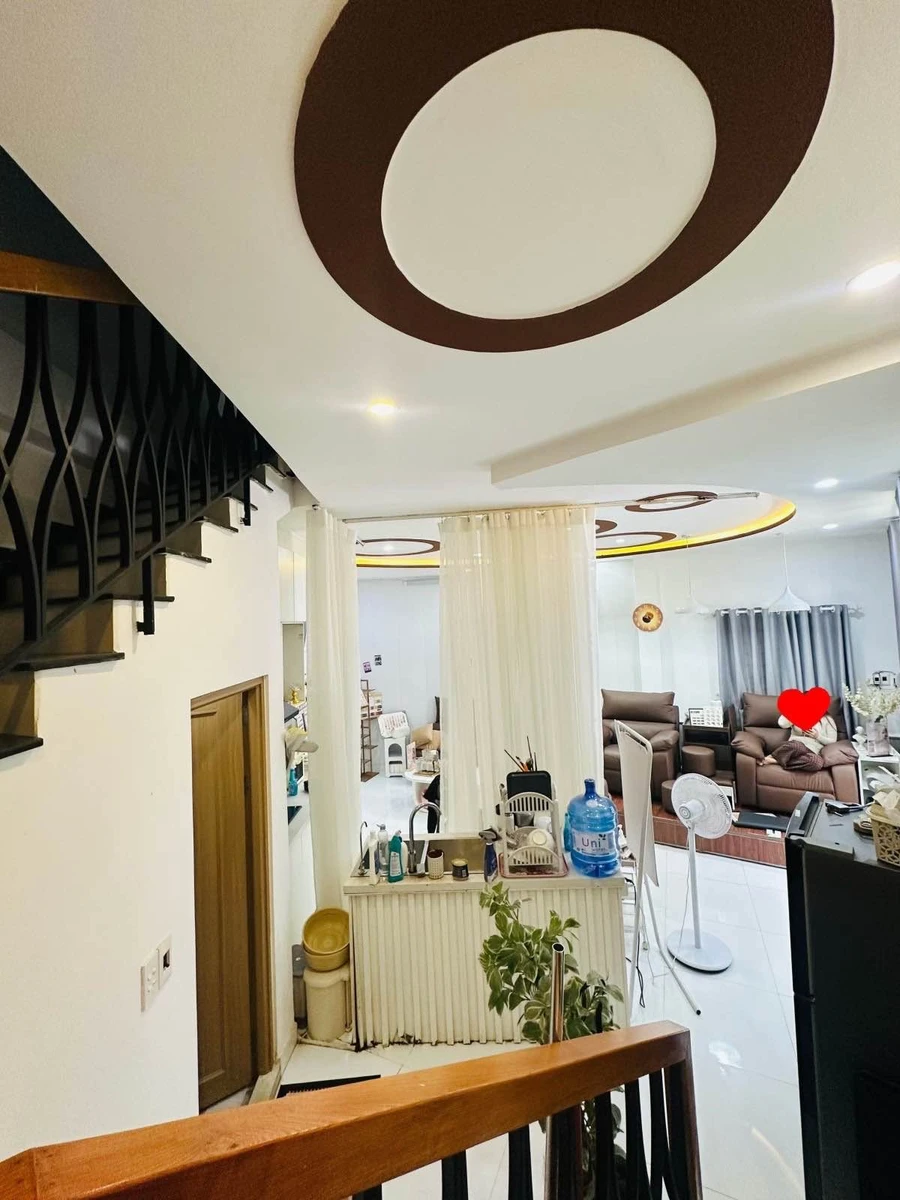 Bán nhà 2 tầng 40m2 gần sân bay Đà Nẵng - Giá 3 tỷ - Ảnh thu nhỏ 4