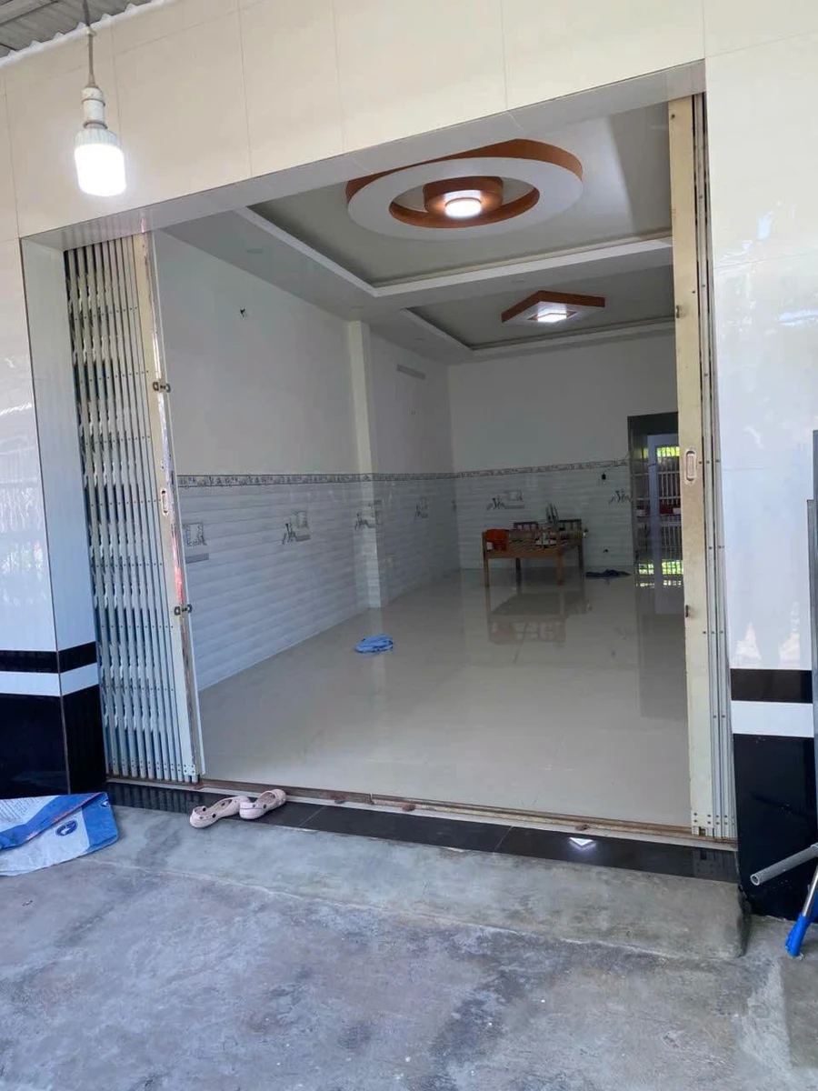 Bán nhà mặt tiền lô góc 35m2 Phường Tam Hiệp, Bình Dương kiki - Ảnh 1