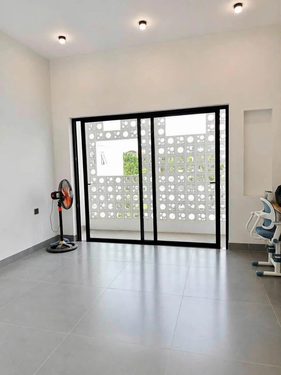 Bán nhà 2 tầng gần Nguyễn Nhàn Cẩm Lệ 90m² 5 tỷ - Ảnh thu nhỏ 3
