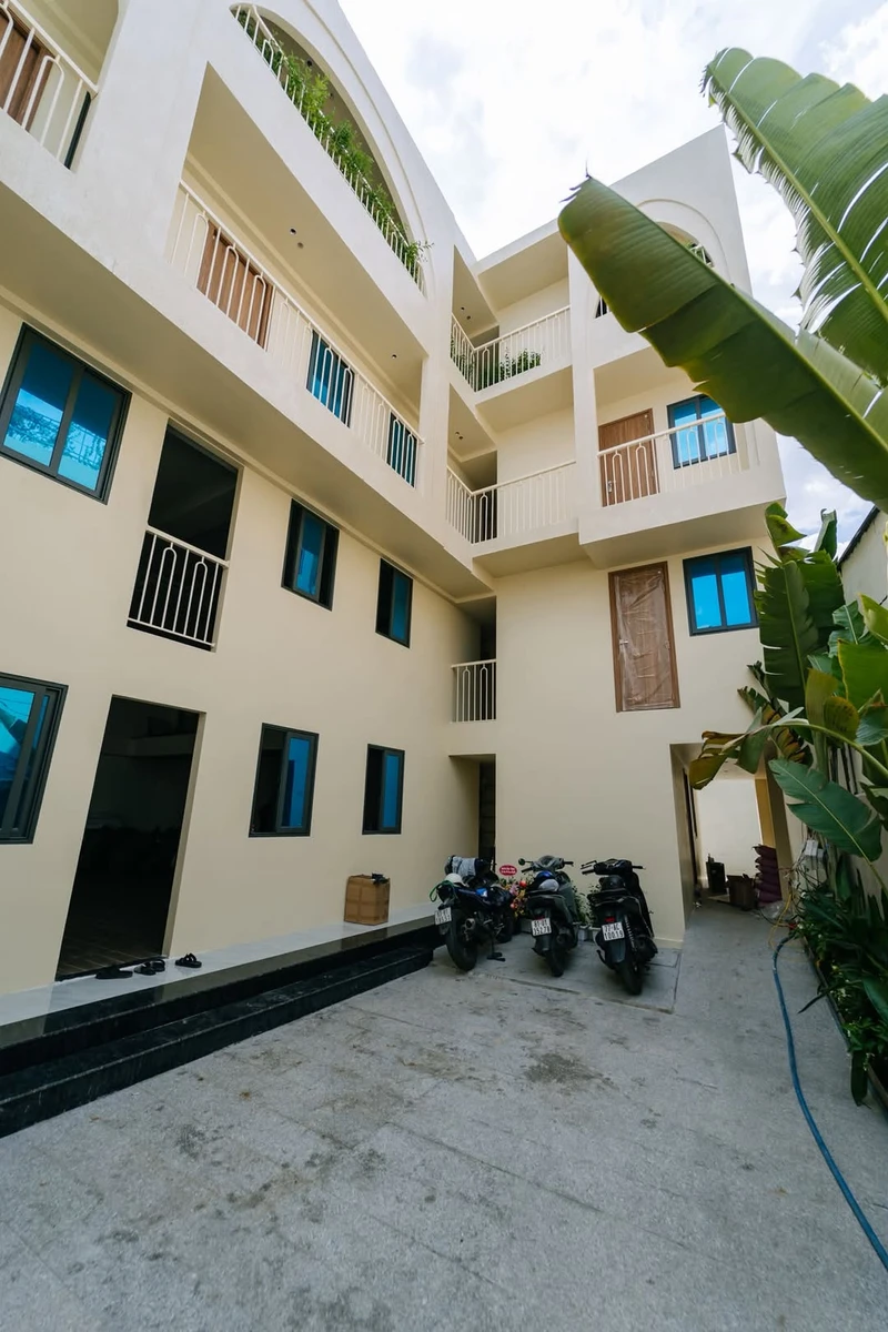 Bán nhà CHDV 8 phòng + mặt bằng 67m2, Hai Bà Trưng, Quận 3, giá 15 tỷ - Ảnh 1