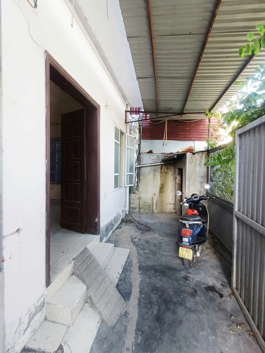 Bán nhà 1,5 tầng 75m² Bùi Thị Tự Nhiên Đông Hải 2,15 tỷ - Ảnh 1