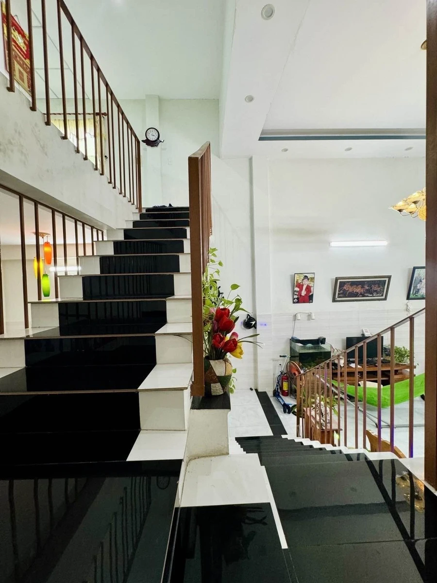 Bán nhà 2 tầng 95m² gần Ông Ích Đường, Đà Nẵng - Ảnh thu nhỏ 2