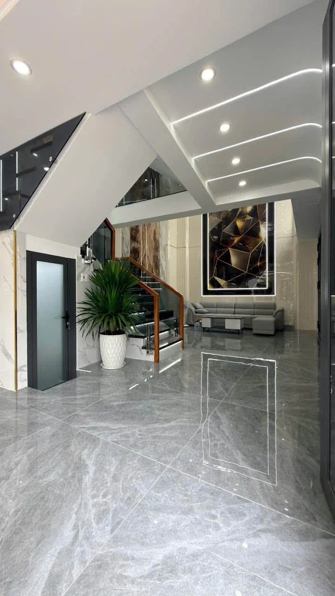Bán nhà lô góc 5 tầng hẻm 8m, 6x12m, full nội thất cuối đường Lê Trọng Tấn - Ảnh thu nhỏ 2