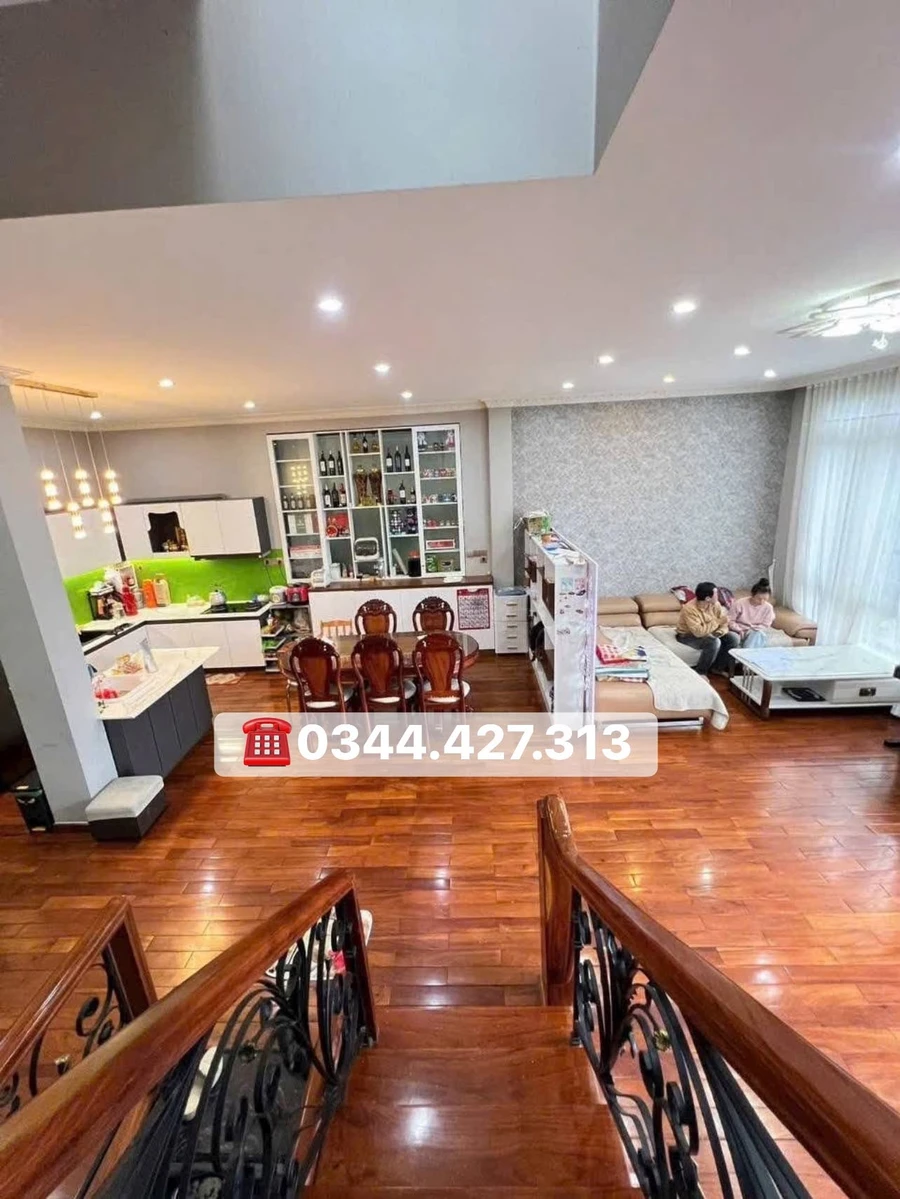 Bán nhà mặt tiền 4PN Lê Hồng Phong, Đà Lạt, 101m², 14 tỷ - Ảnh thu nhỏ 2