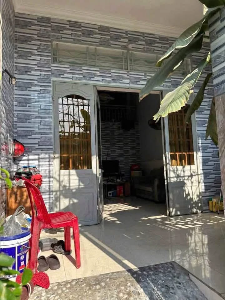 Bán nhà gác lửng 62m² 2PN, gần Happy One, giá 2 tỷ 150 - Ảnh thu nhỏ 2