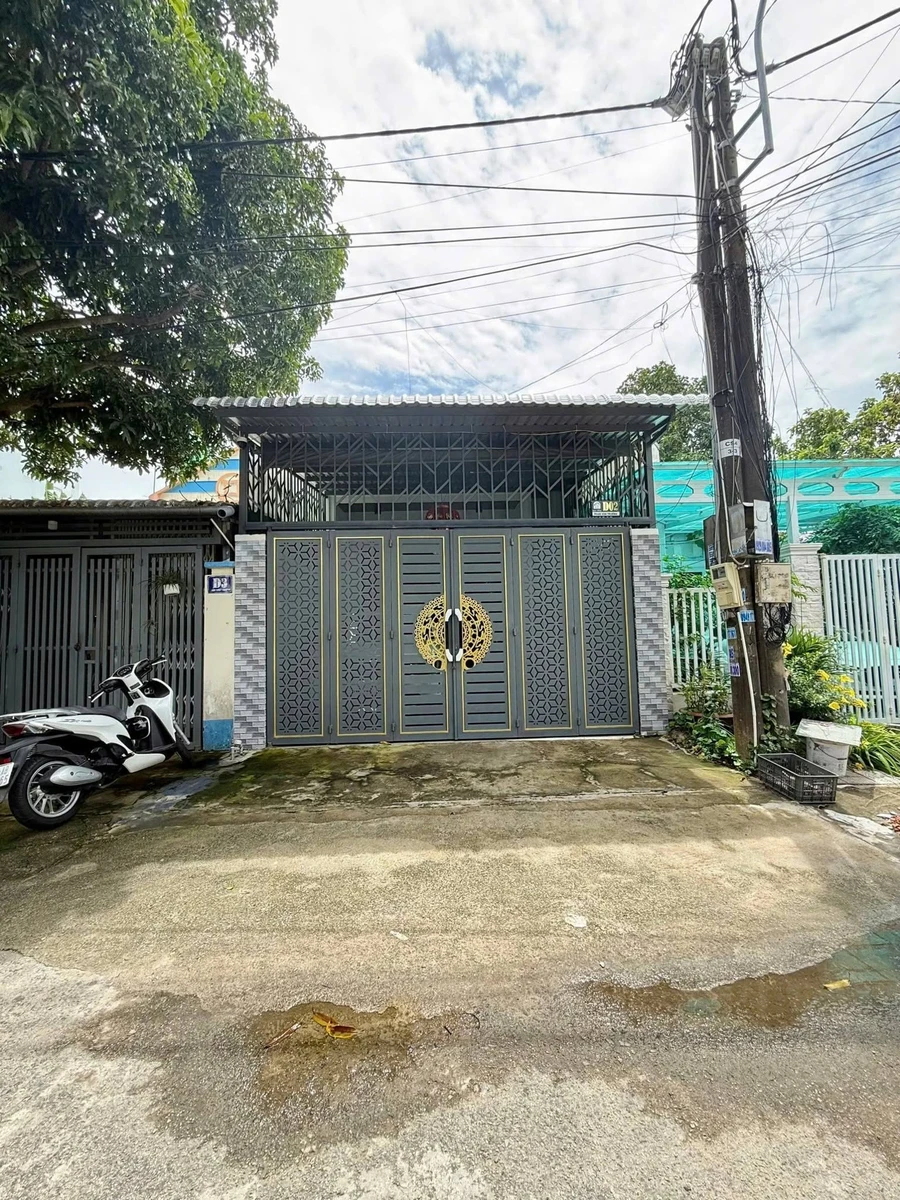 Bán nhà mặt tiền Phan Văn Trường 110m² Rạch Giá 2.15 tỷ - Ảnh 1