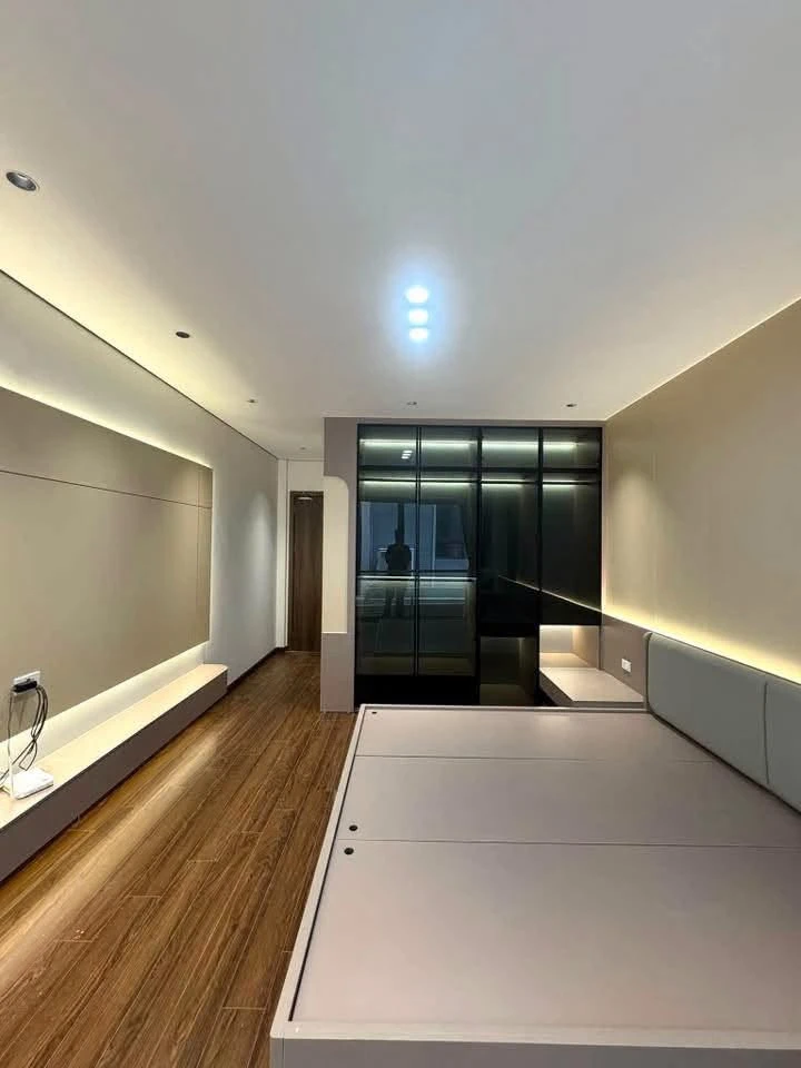 Bán nhà 6,8 tỷ Long Biên, 38m2, 5 tầng, full nội thất - Ảnh thu nhỏ 2