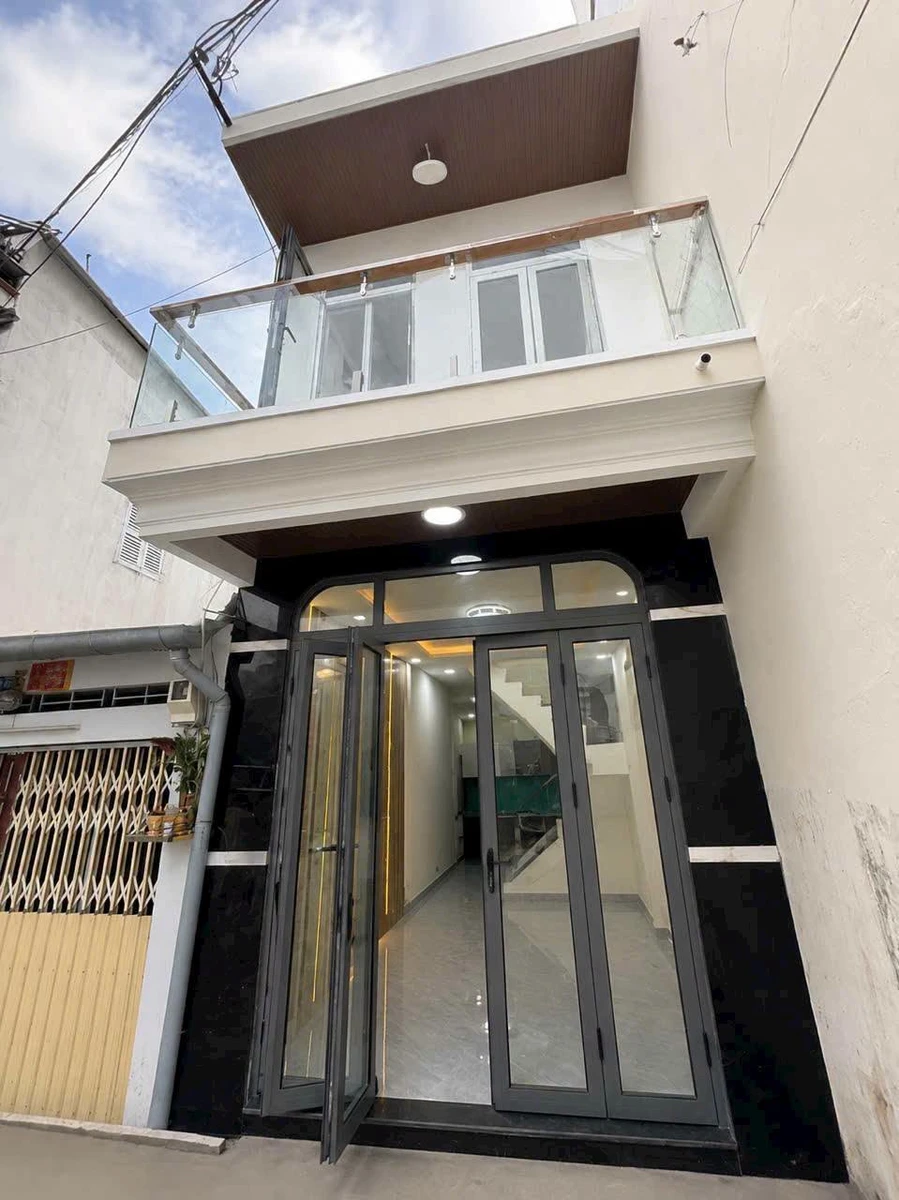 Bán nhà cấp bốn có gác hẻm ô tô 40m2 phường Rạch Dừa giá 2,65 tỷ phuannam2 - Ảnh 1