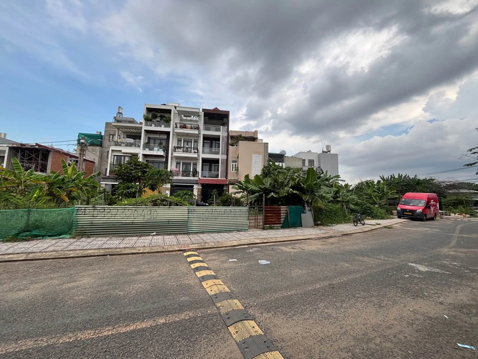 Bán đất nền sổ riêng Phú Hữu Q9, 52m² giá 3 tỷ - Ảnh 1