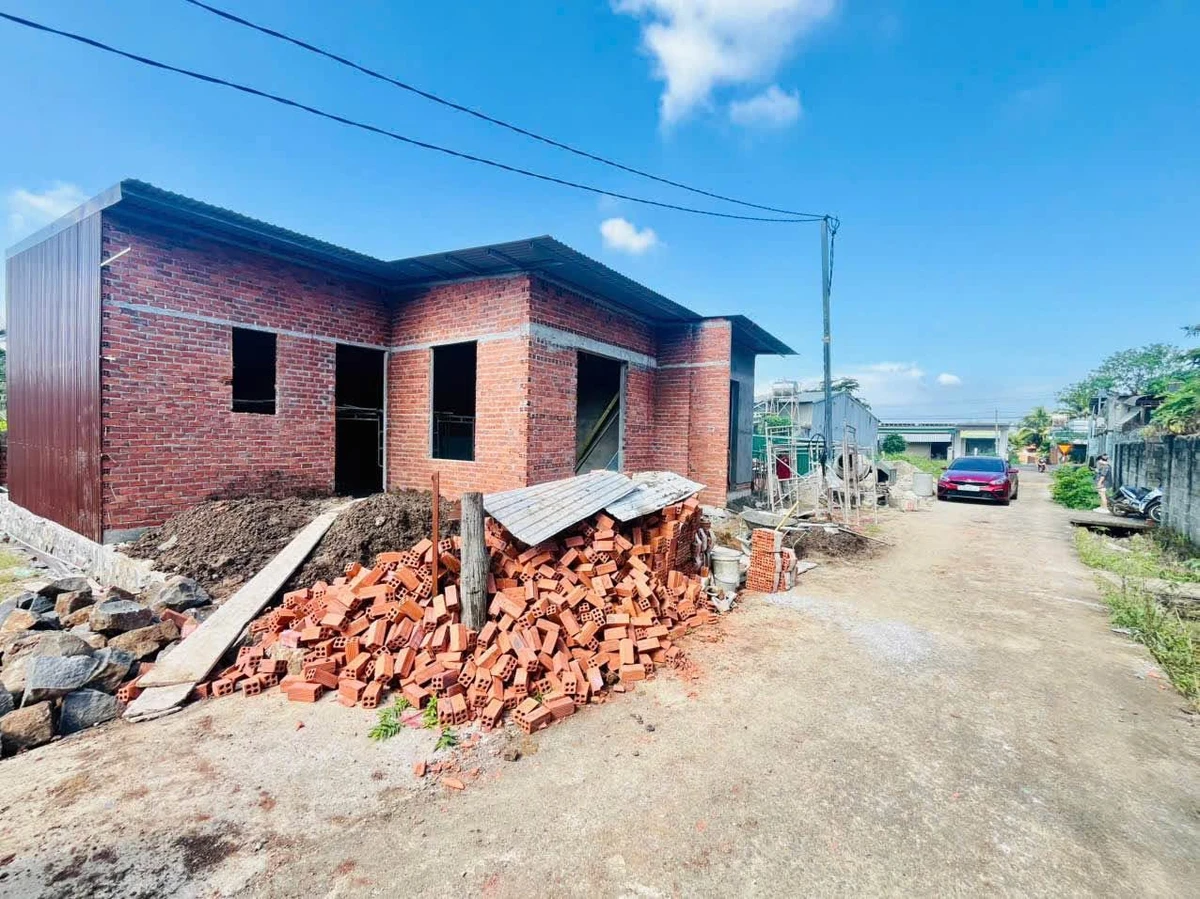 Bán 2 nhà liền kề 112m² Nhà Bè, 1 tỷ 280 - Ảnh 1