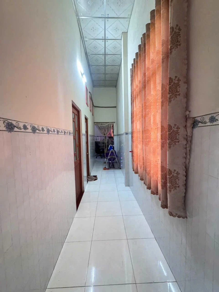 Bán nhà mặt tiền 7x40m, 2 phòng ngủ Bình Chánh 5 tỷ - Ảnh thu nhỏ 3