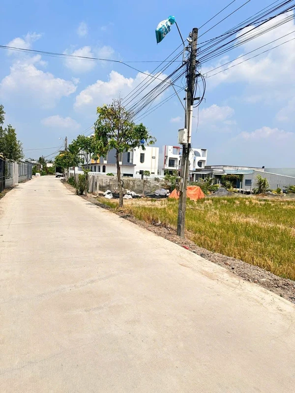 Bán đất thổ cư 450m² Cần Dước Long An, gần trường học