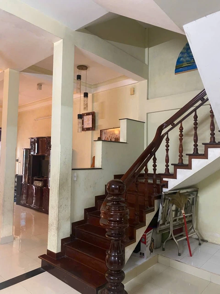 Bán nhà 3 tầng 150m² Điện Biên Phủ TP Huế 3,7 tỷ - Ảnh thu nhỏ 2