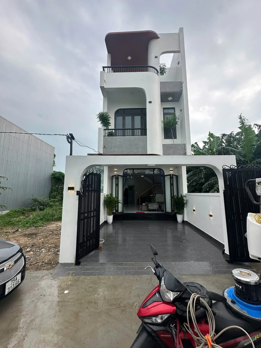 Bán biệt thự 3 tầng 79,2m2 kiệt Hoàng Trọng Mậu, Mỹ Thượng, Huế giá 3,55 tỷ - Ảnh 1
