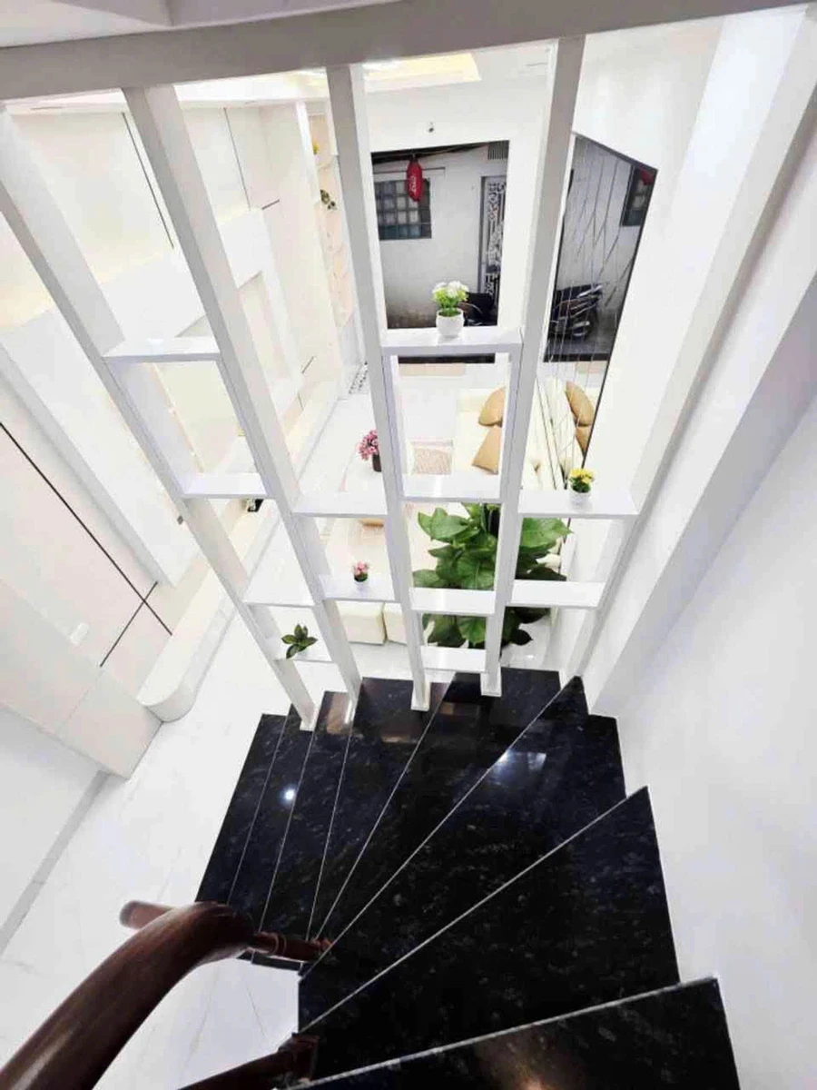 Bán nhà 5 tầng 3PN 30m Trung Phụng 6,9 tỷ - Ảnh thu nhỏ 2