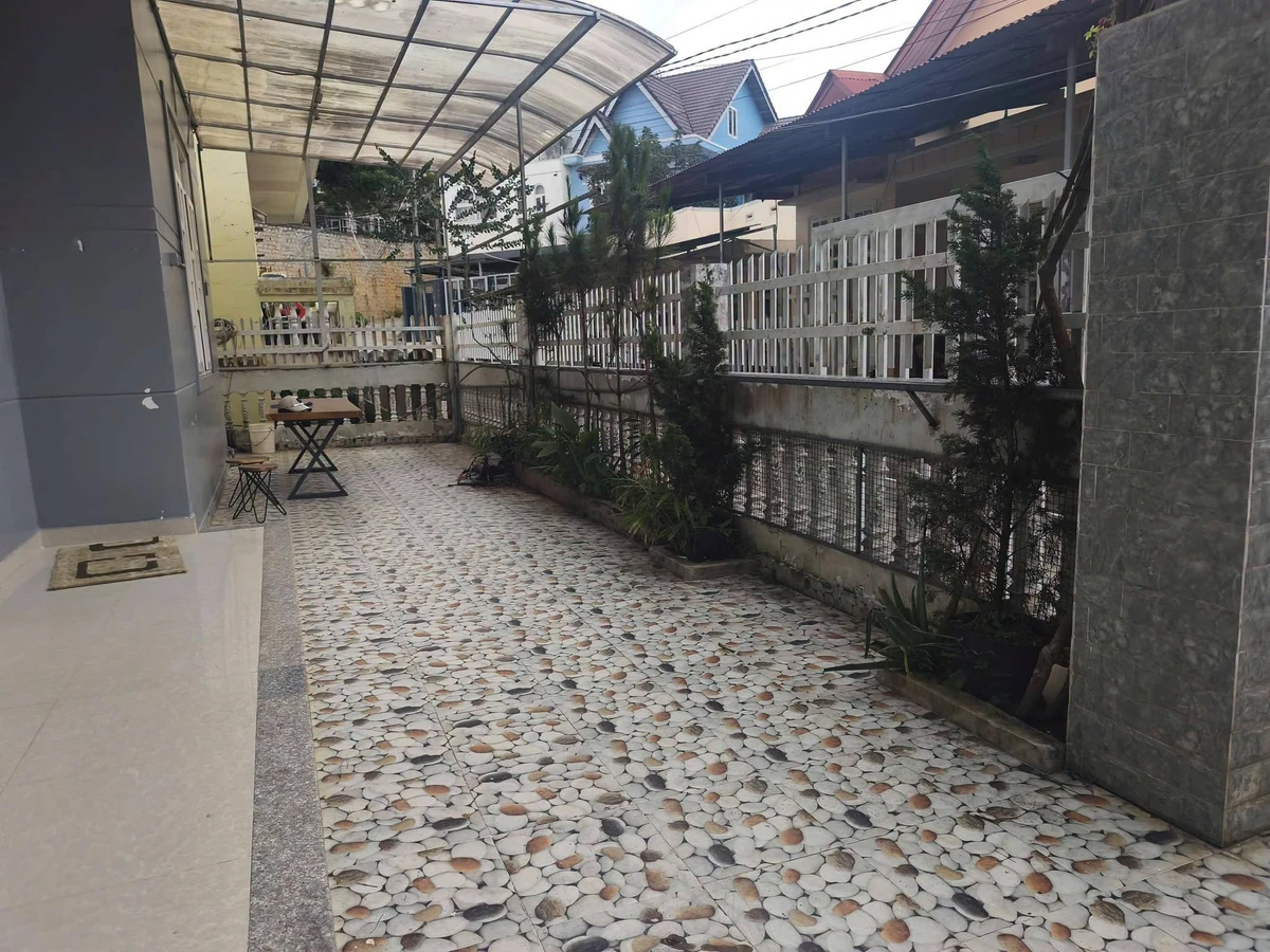 Bán biệt thự 4 tầng 200m² đường Vạn Hạnh, Phường Lâm Viên, Đà Lạt giá 12,5 tỷ - Ảnh thu nhỏ 2