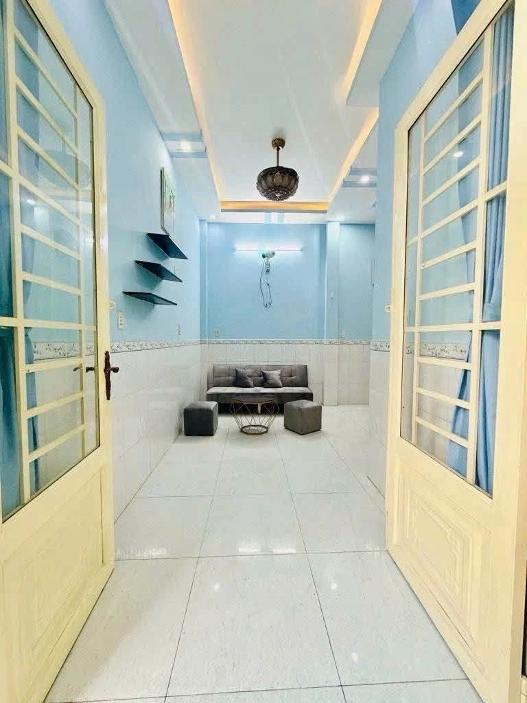 Bán nhà Quận 4, Phường Khánh Hội, 2 PN, 43m2, 2 tỷ 350 - Ảnh 1