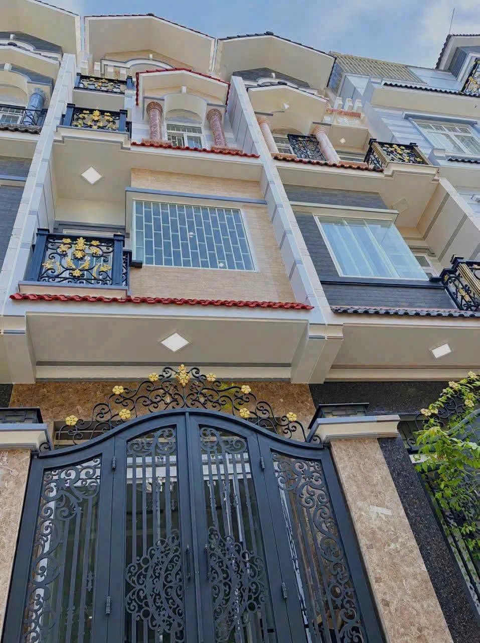 Bán nhà 4 tầng 56m² 4PN 5WC Quận 8 - Ảnh 1