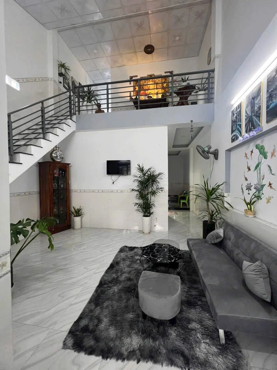 Bán nhà lầu mặt tiền Lê Quang Đạo, 75m, Phan Thiết - Ảnh 1