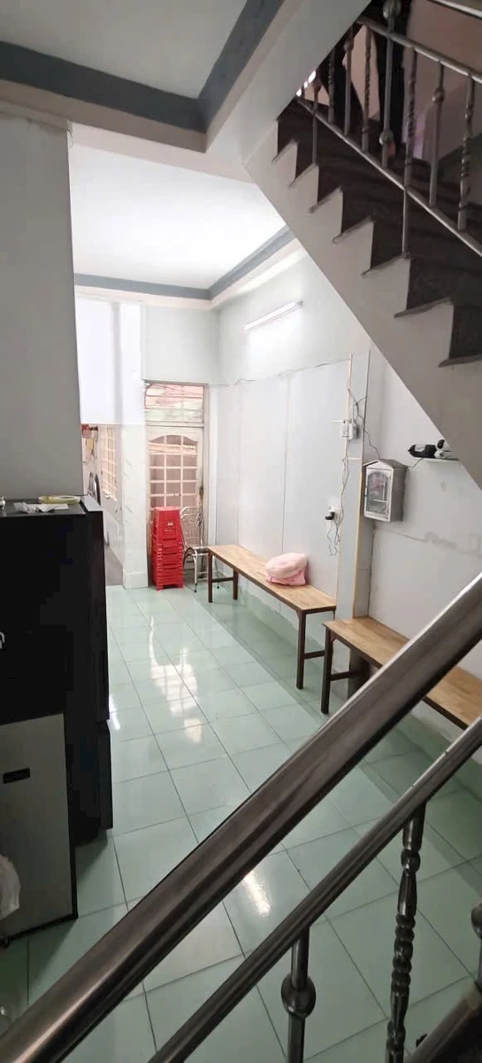 Bán nhà 1 trệt 1 lầu 90m² Phạm Văn Thuận Quận 1 - Ảnh thu nhỏ 4