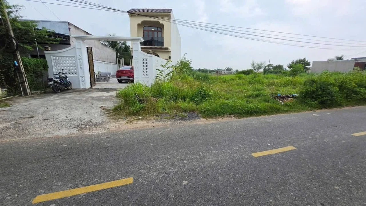 Bán đất nền Hàm Liêm 192,7m2 gần KDC Rạng Đông - Ảnh 1