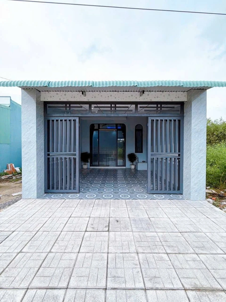 Bán nhà mới 130m² 2 phòng ngủ Xã Châu Thành Tiền Giang 750 triệu - Ảnh 1