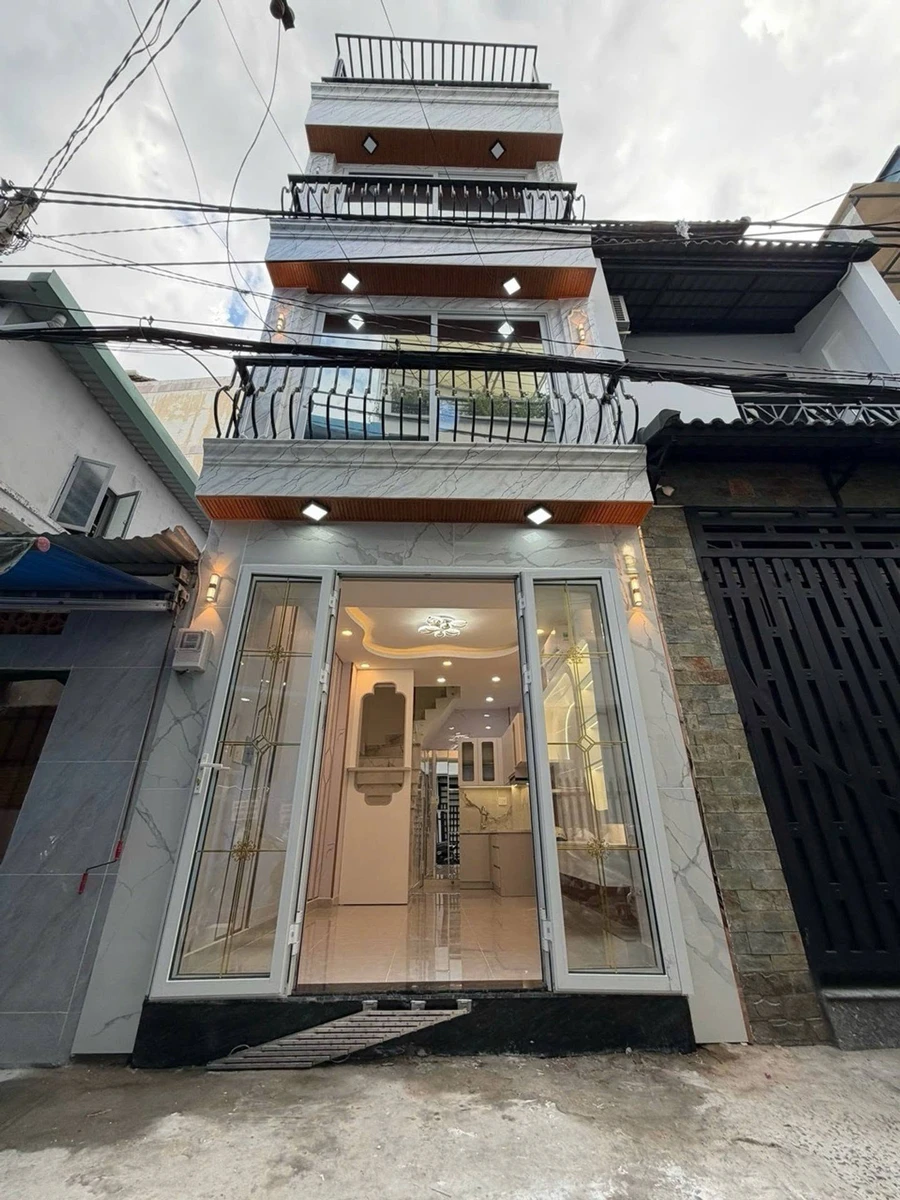 Bán nhà hẻm Nguyễn Trãi Quận 5, 3.3x8m, 4 tầng, 3PN, giá hơn 7 tỷ - Ảnh 1