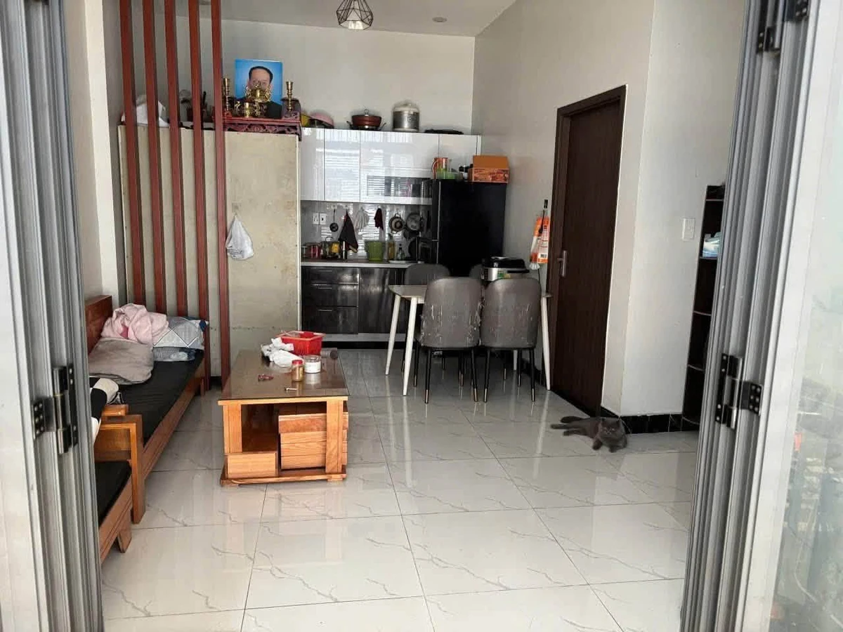 Bán nhà 1 trệt 1 lầu 50m2 gần ga Biên Hòa - Ảnh thu nhỏ 3