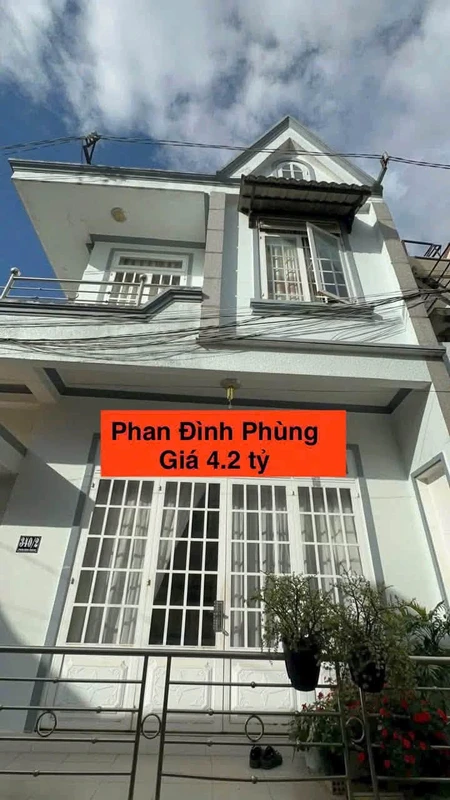 Bán gấp nhà 1 trệt 1 lầu đường Phan Đình Phùng, Phường Xuân Hương, Đà Lạt giá 4,2 tỷ
