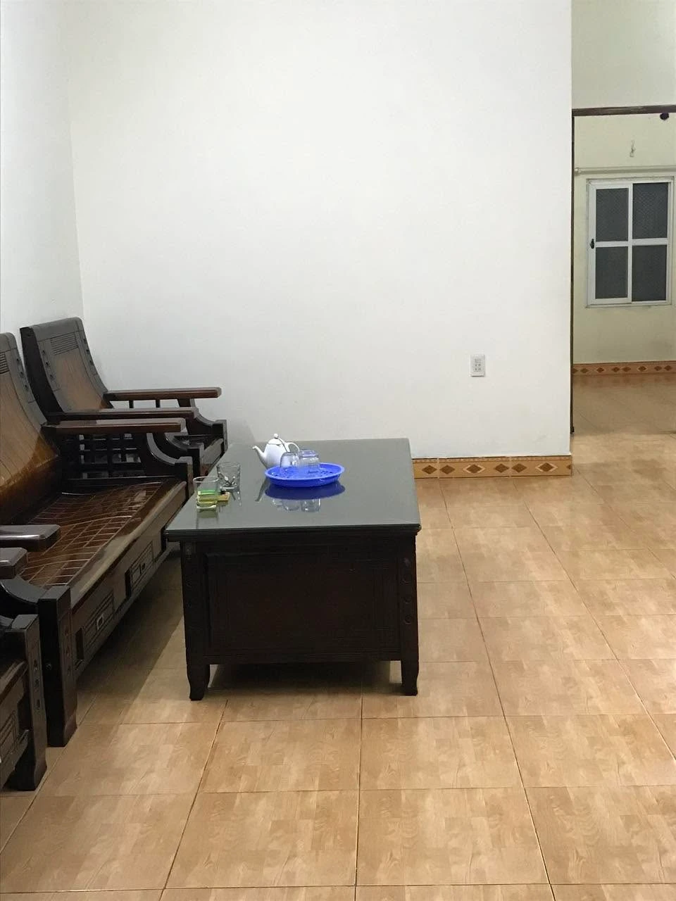 Bán nhà Chân Cầu Niệm 58m2, 2 phòng ngủ hơn 1 tỷ - Ảnh 1