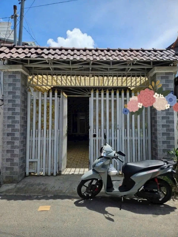 Bán nhà 3PN 209m² khu 8 Phú Hòa, Thủ Dầu Một, Bình Dương