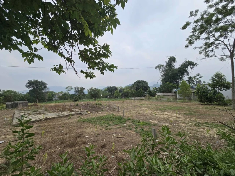 Bán đất 500m² Đà Bắc, Hòa Bình, view núi, mặt tiền 13m