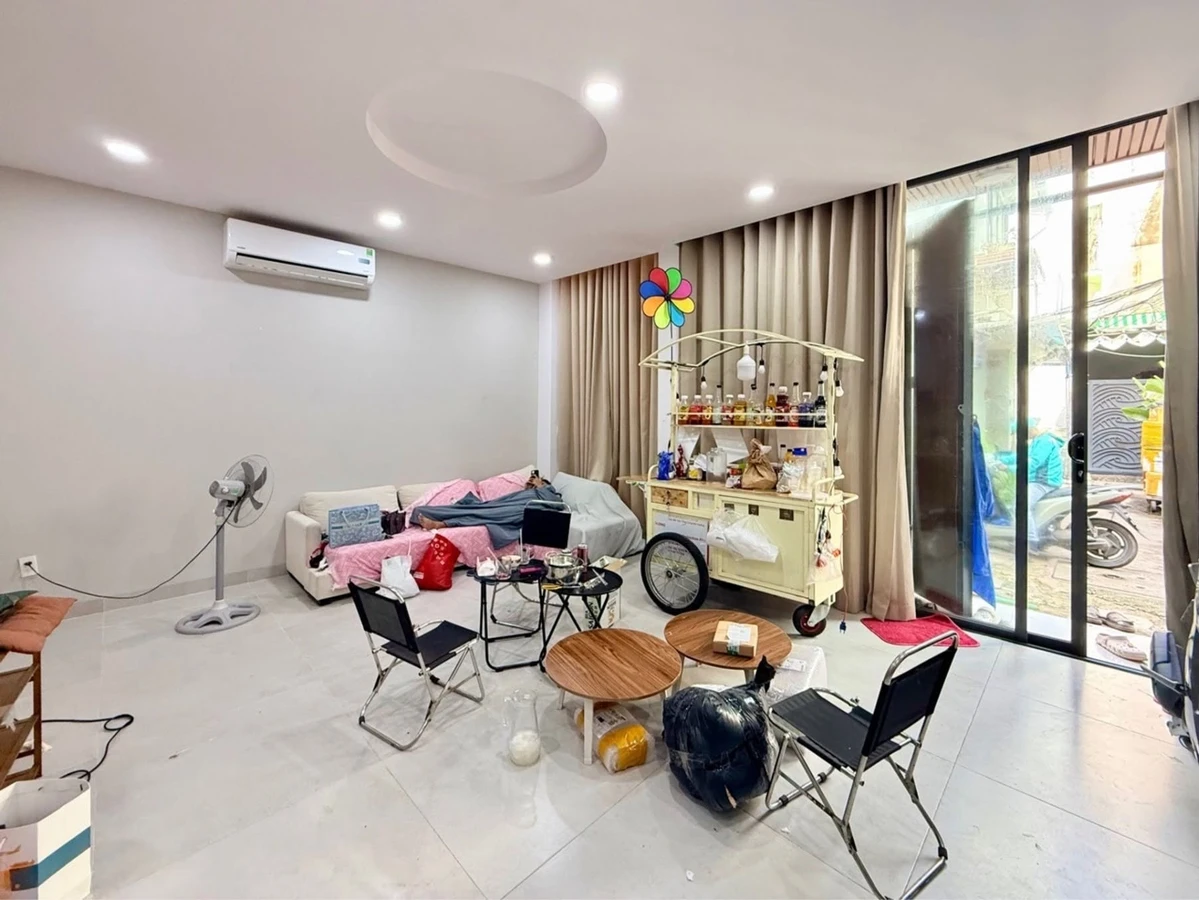 Bán nhà Phan Xích Long, Phú Nhuận 50m², 4 tầng, 4PN, giá 9,9 tỷ - Ảnh thu nhỏ 2