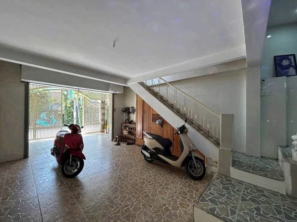 Bán nhà 3PN, 149m² mặt tiền Hà Huy Giáp, Biên Hòa 6.5 tỷ - Ảnh thu nhỏ 2