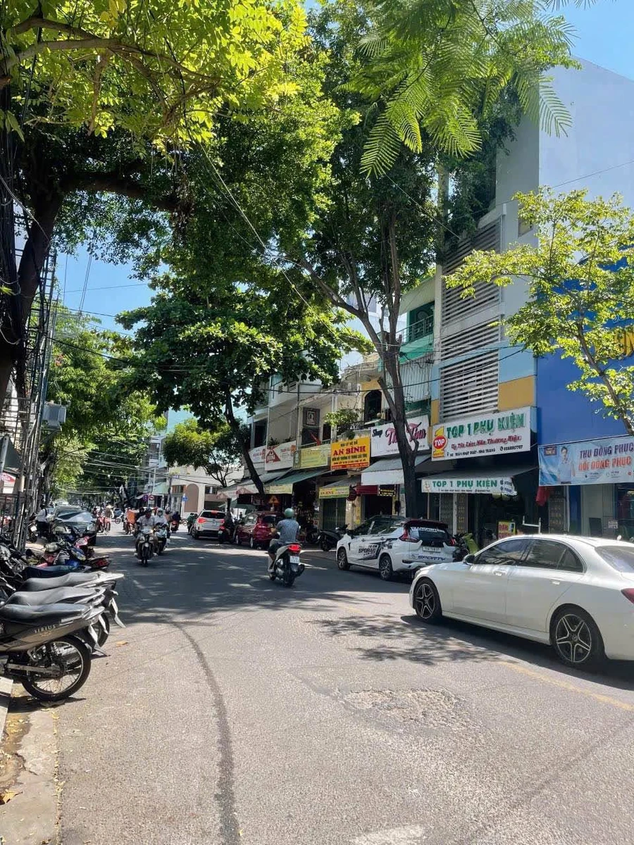 Bán nhà mặt tiền Trần Nhật Duật 264m² 4PN, gần biển Nha Trang - Ảnh thu nhỏ 2